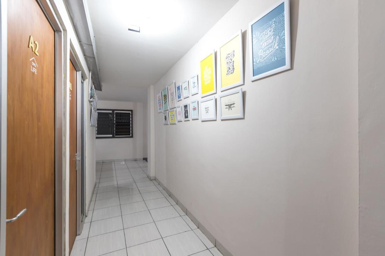 Maminoti Syariah Residence Mitra Reddoorz Bogor Kültér fotó