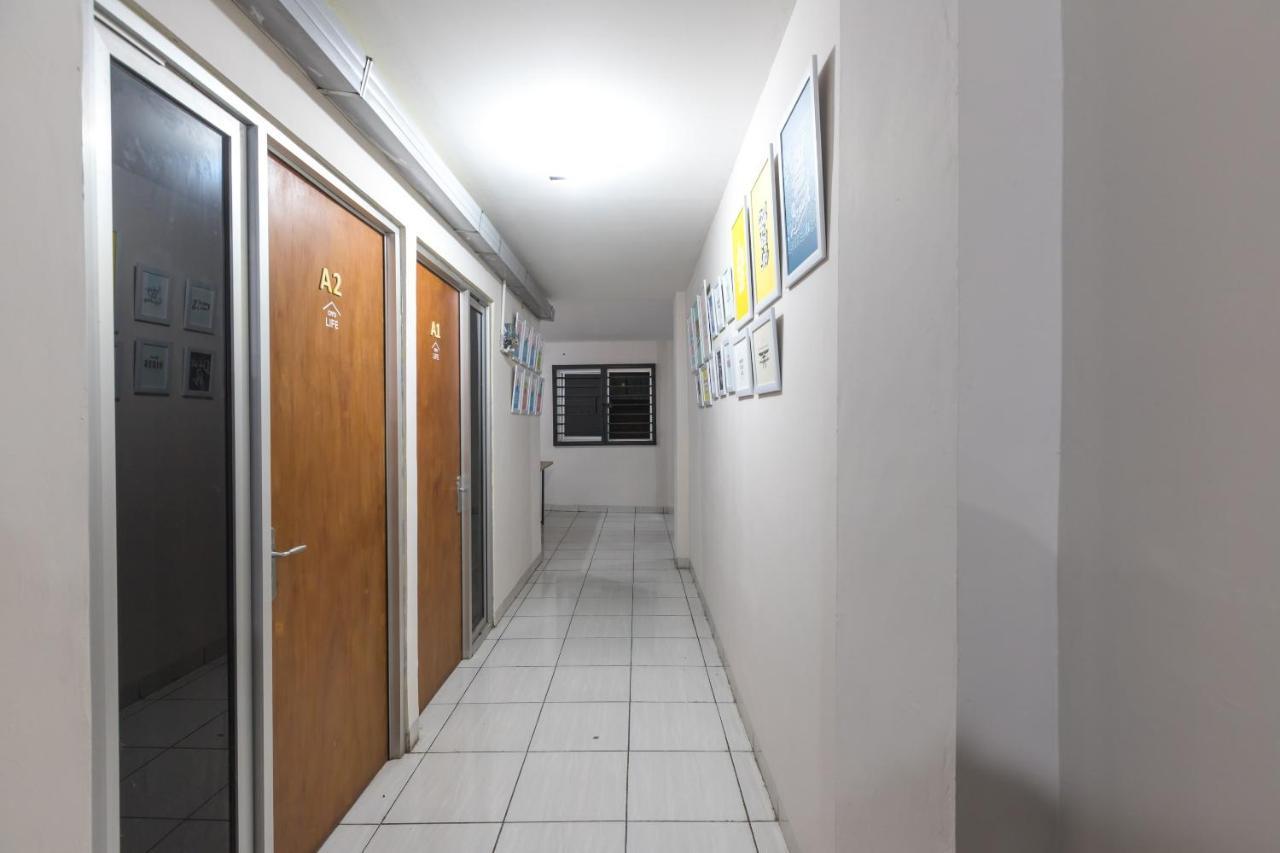 Maminoti Syariah Residence Mitra Reddoorz Bogor Kültér fotó