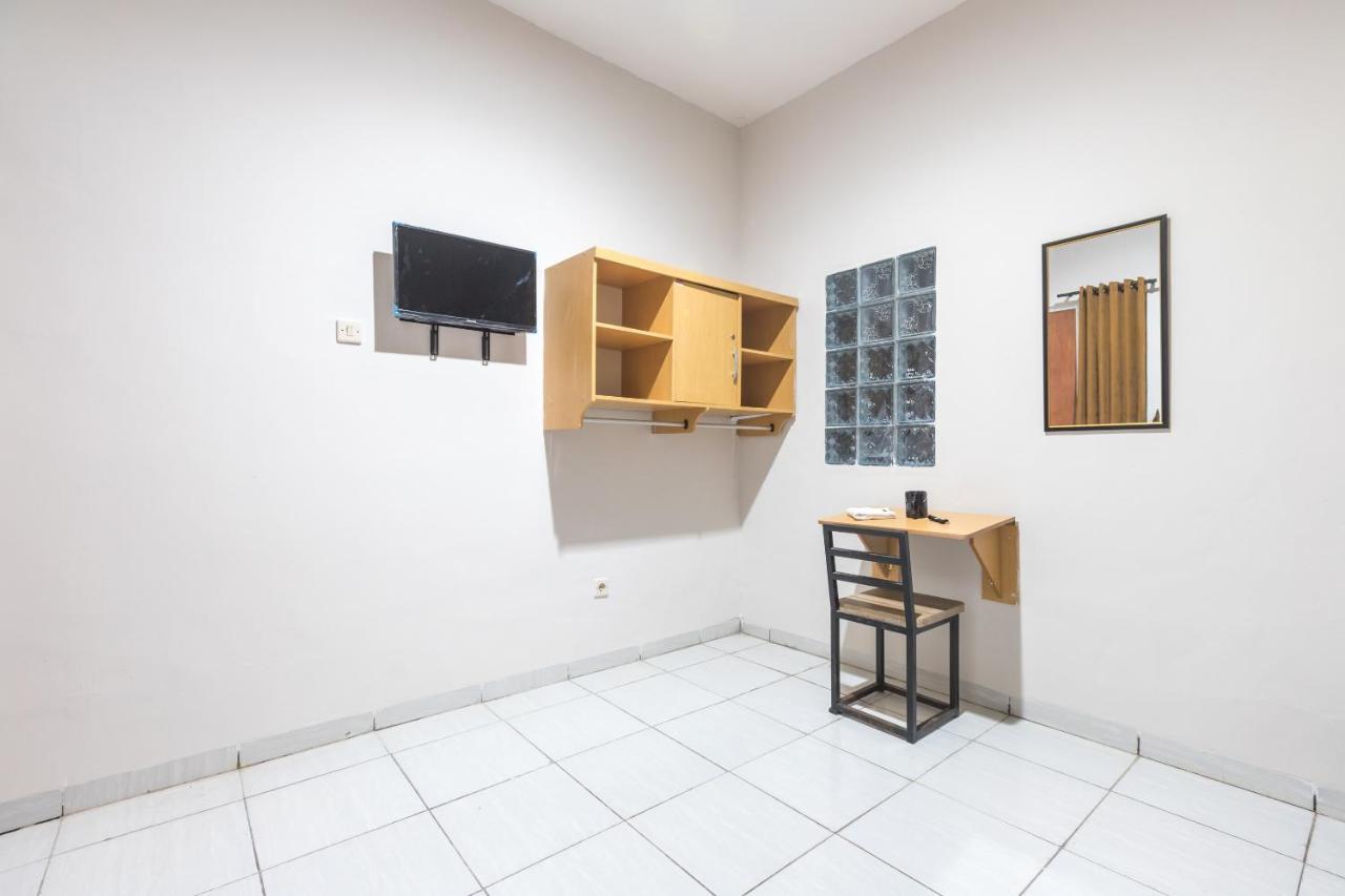 Maminoti Syariah Residence Mitra Reddoorz Bogor Kültér fotó
